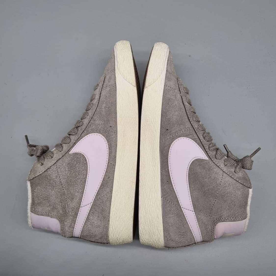 나이키 블레이저 스웨이드 미드225 상품이미지5