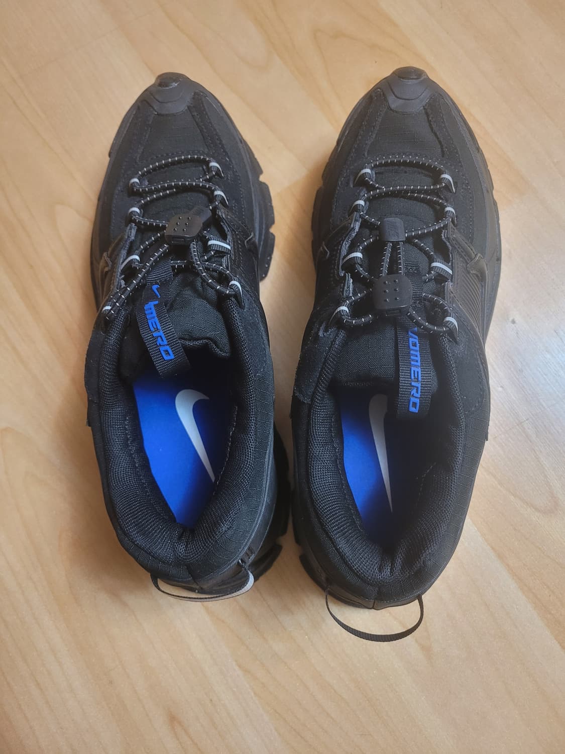 (새상품)나이키 에어 줌 보메로 롬 255mm 상품이미지5