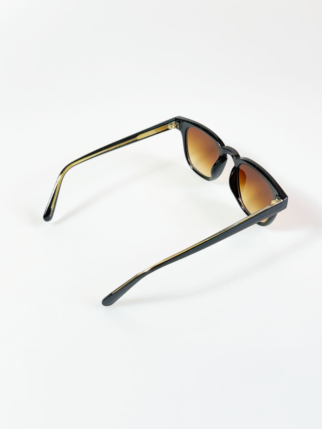 CANAAN 블랙 볼드 스퀘어 프레임 빈티지 틴트 선글라스 상품이미지4