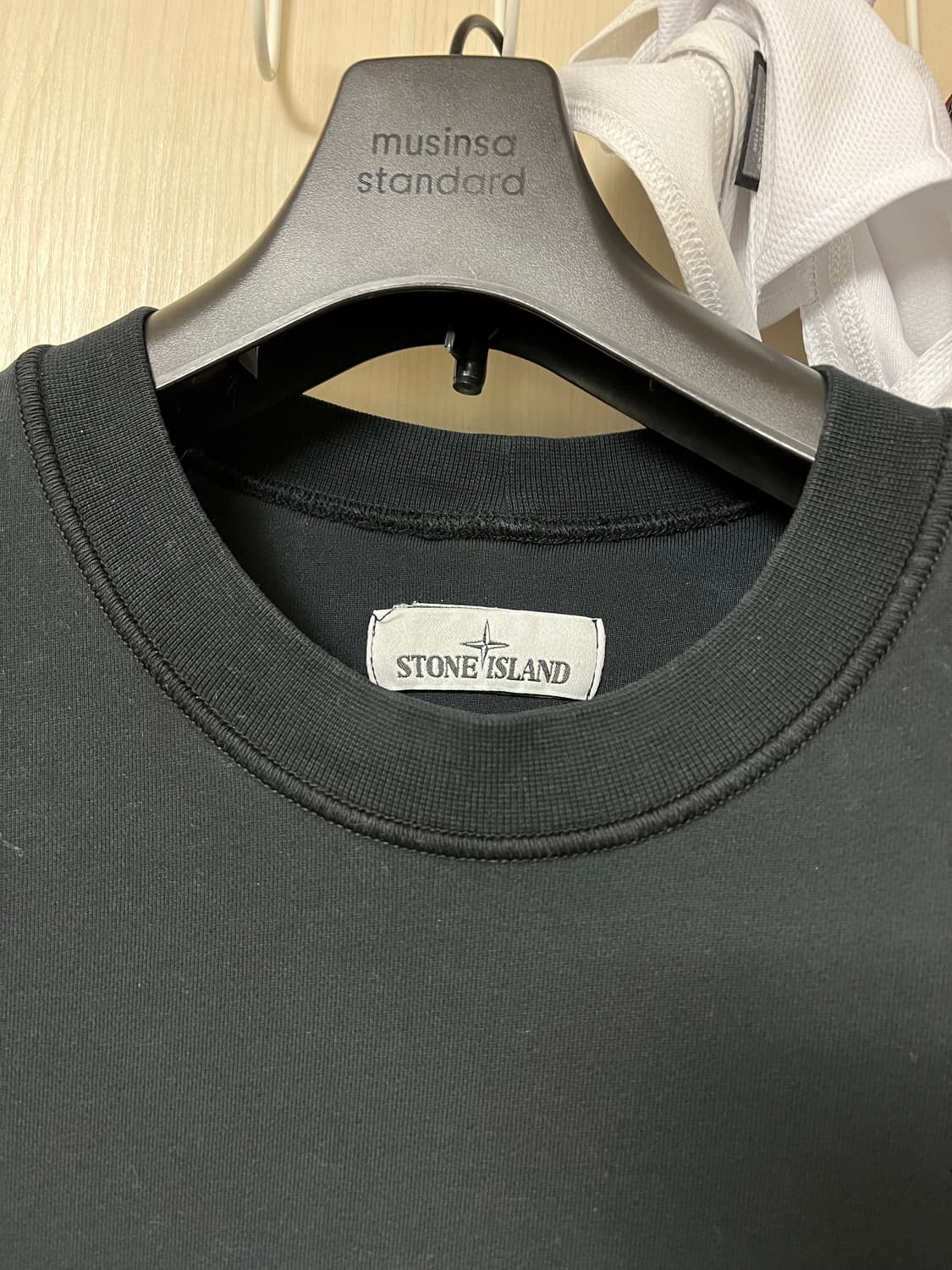 스톤아일랜드 맨투맨 블랙 L 상품이미지2