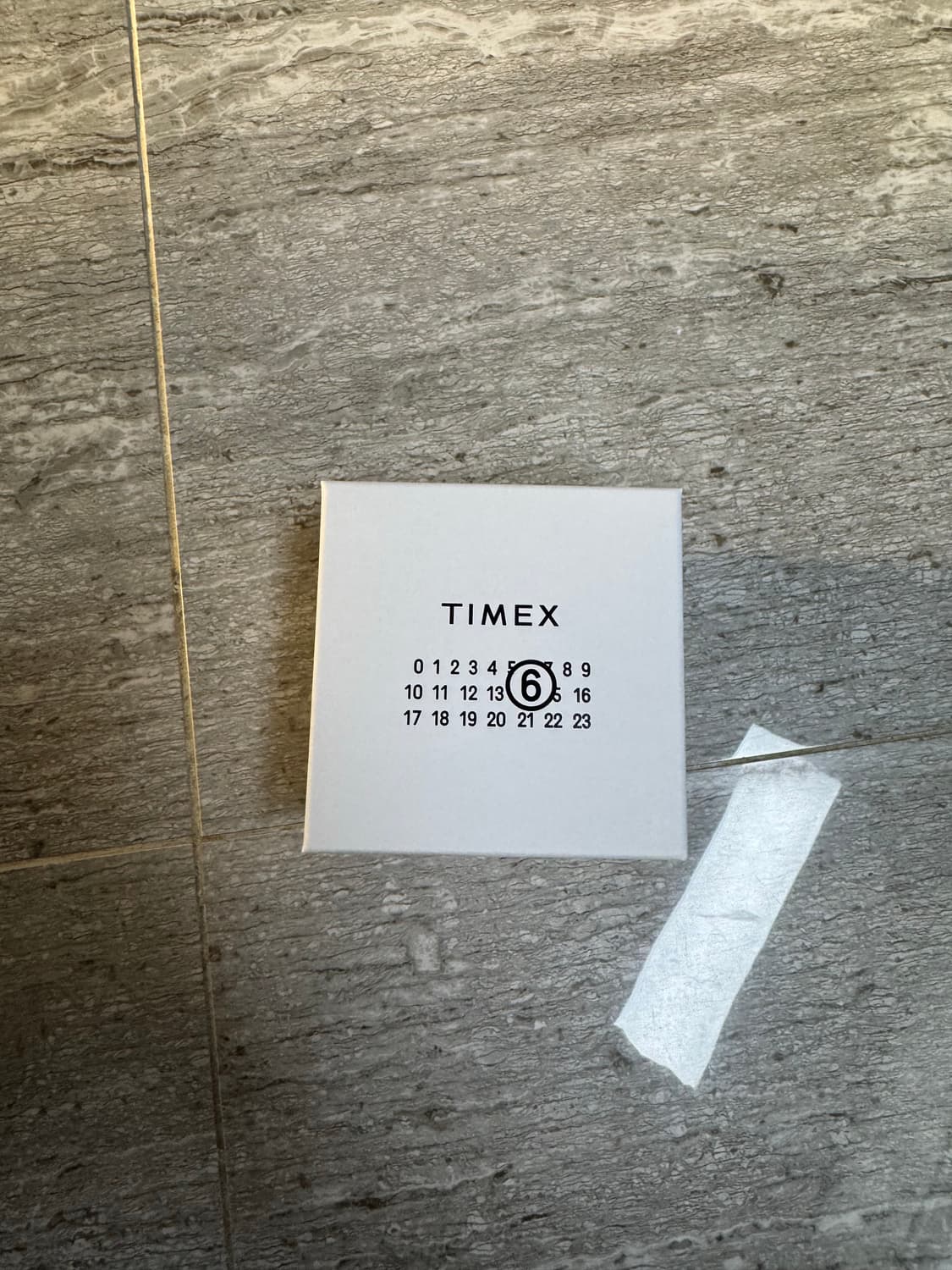 MM6 x Timex T80 워치 기프트세트 골드 상품이미지4