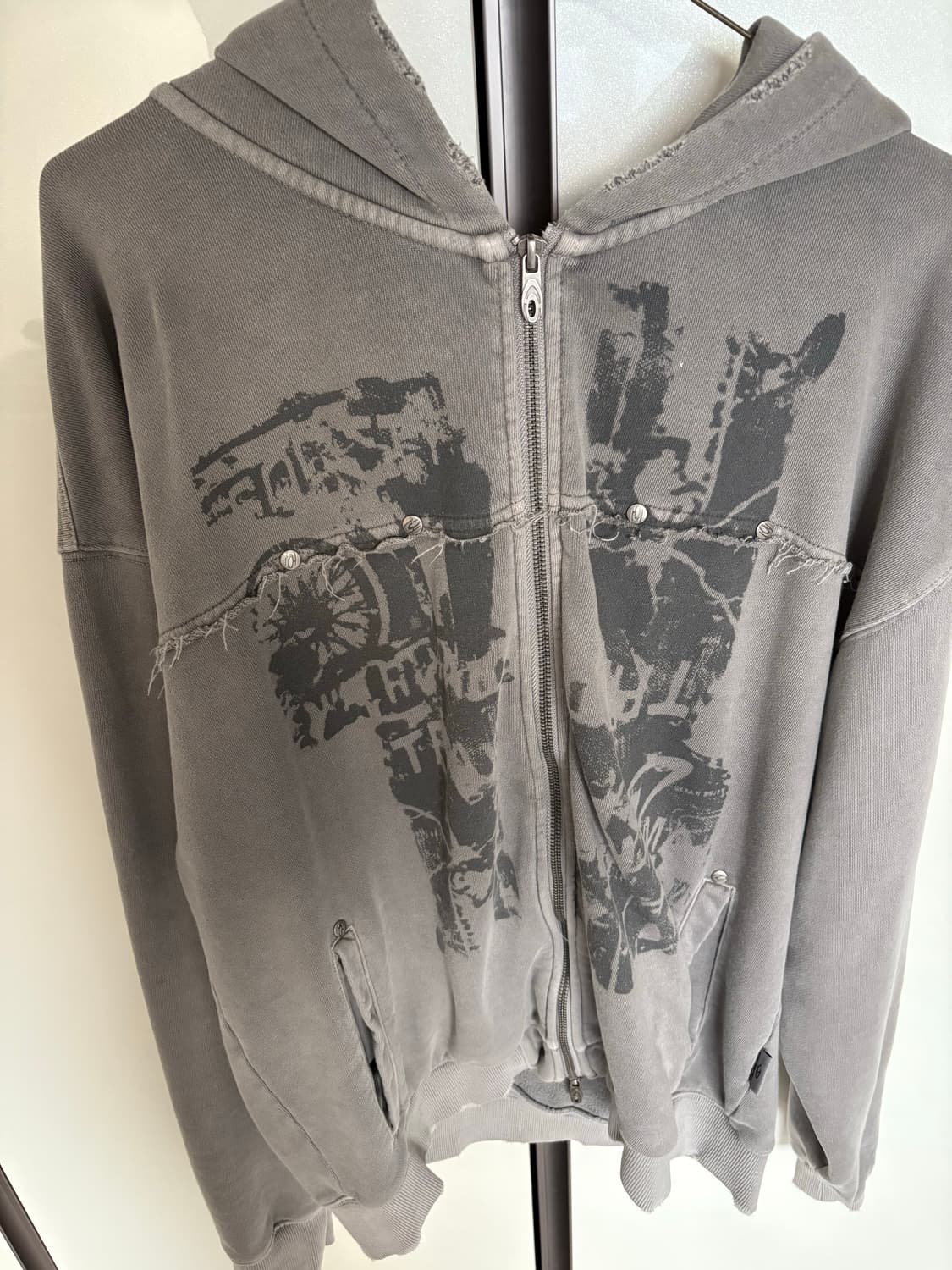 트래블 프레스코 피그먼트 후드 집업 고스트 그레이  상품이미지2