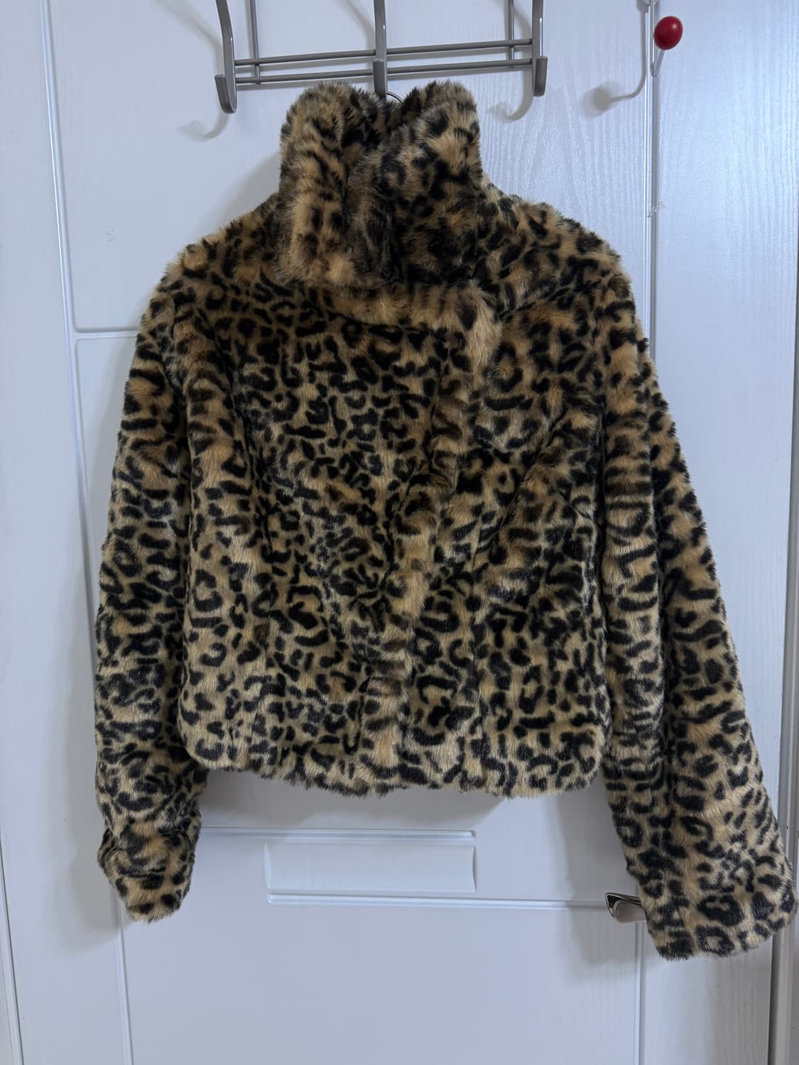 레오파트 숏 퍼 자켓 상품이미지1