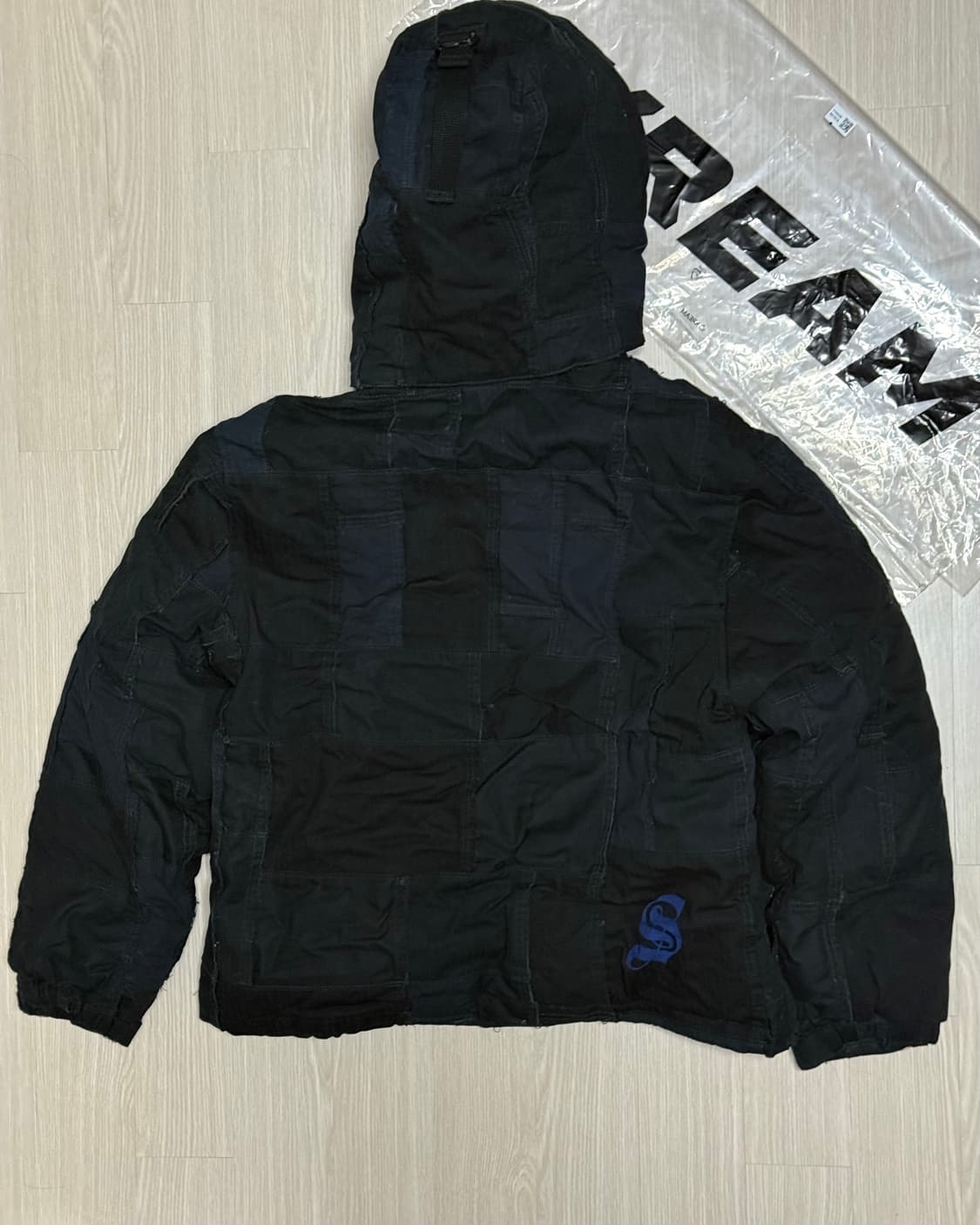 슈프림x준야와타나베 패치워크 푸퍼 자켓 블랙 상품이미지2