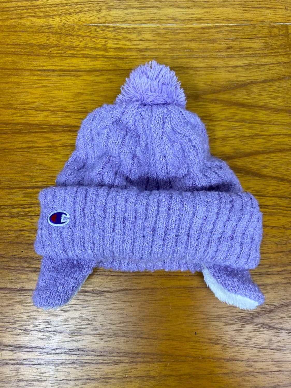 챔피온 이어플랩 비니 상품이미지1