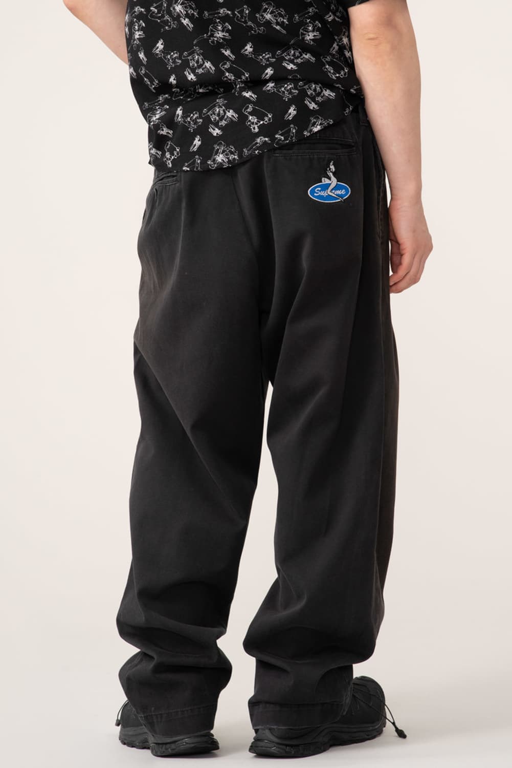 슈프림 핀업걸 치노팬츠 상품이미지1