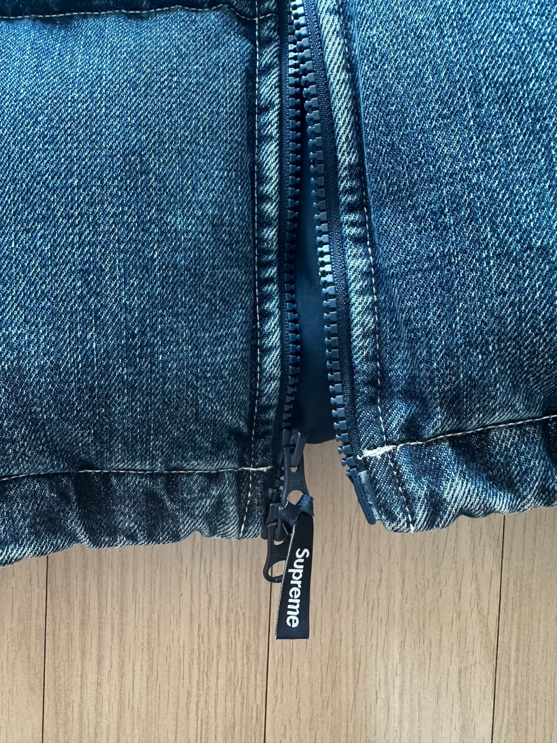 슈프림 x 나이키 데님 퍼퍼 베스트 인디고 - 24SS L Size 상품이미지2