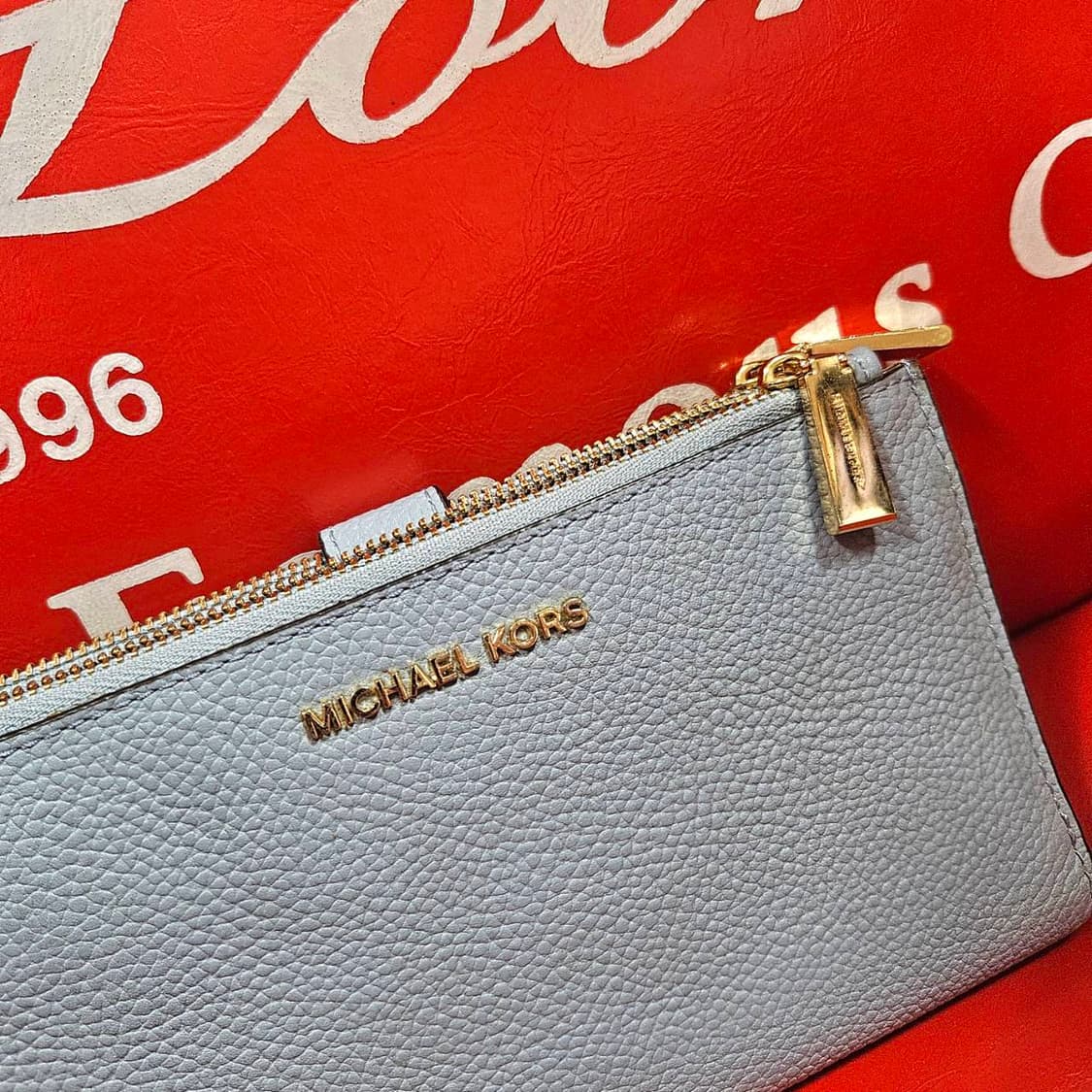 마이클코어스 미니 클러치 지갑 상품이미지3