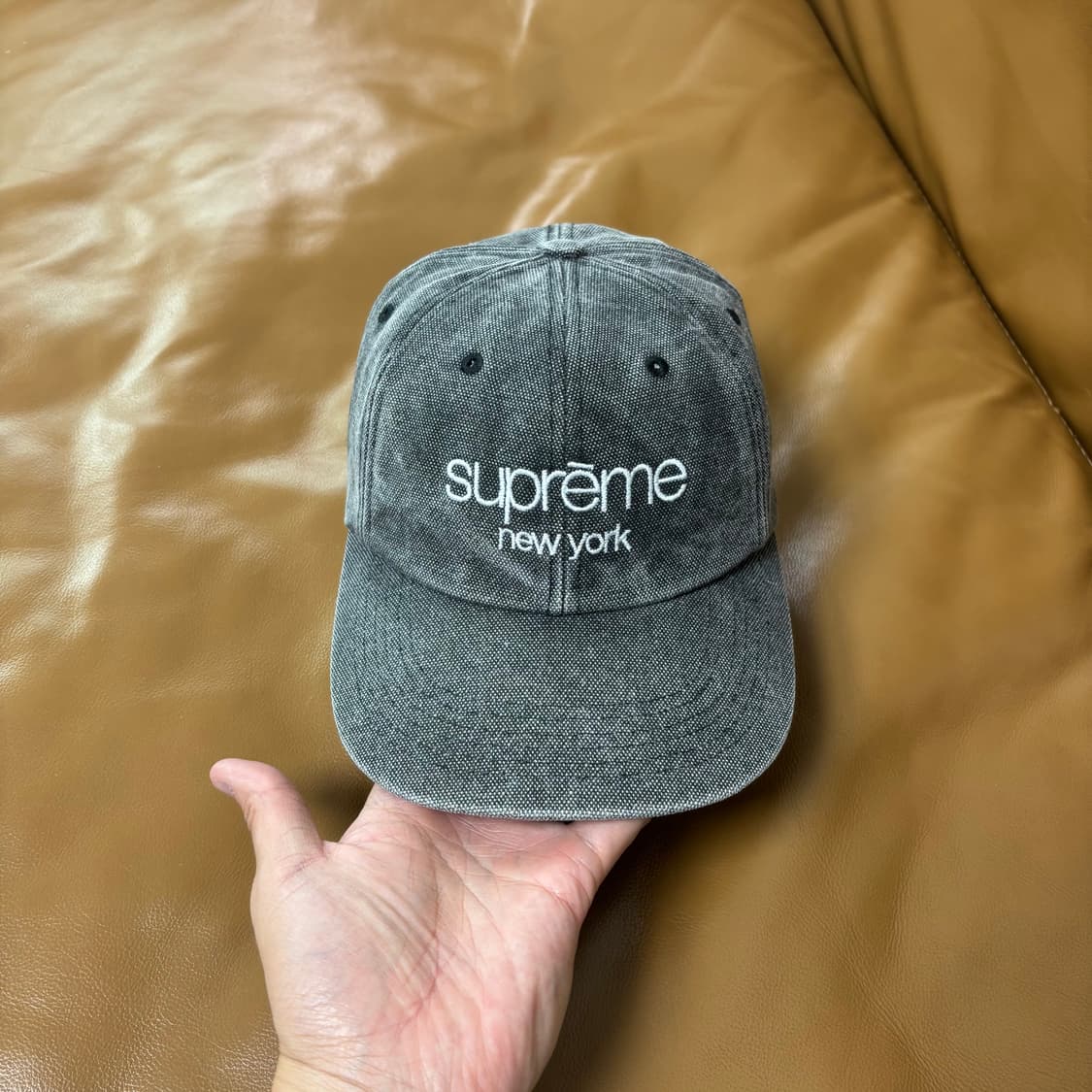 Supreme 슈프림 클래식 로고 스톤 워시드 블랙 6패널 볼캡 모자 상품이미지2