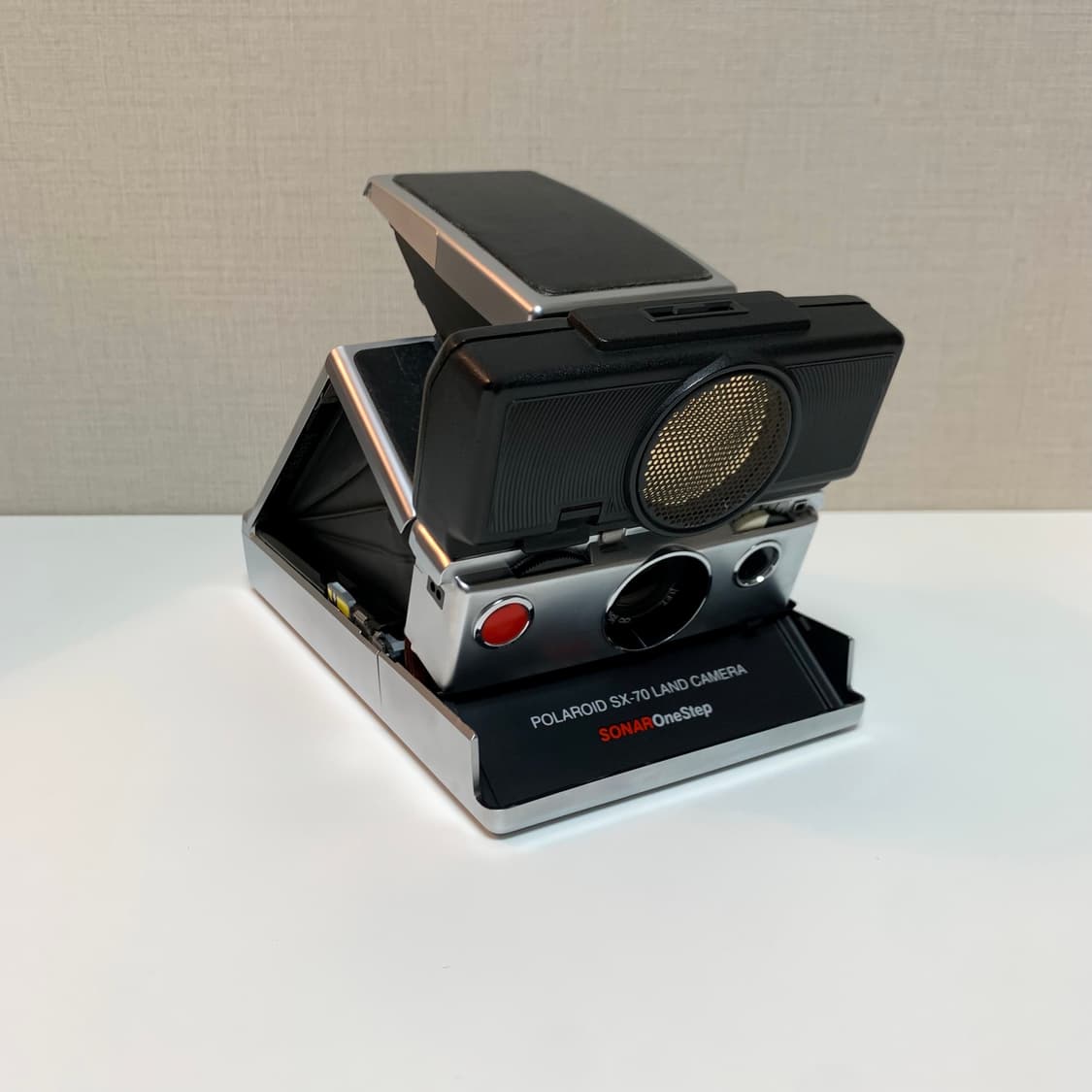 Polaroid SX-70 Sonar Autofocus 판매합니다. 상품이미지3