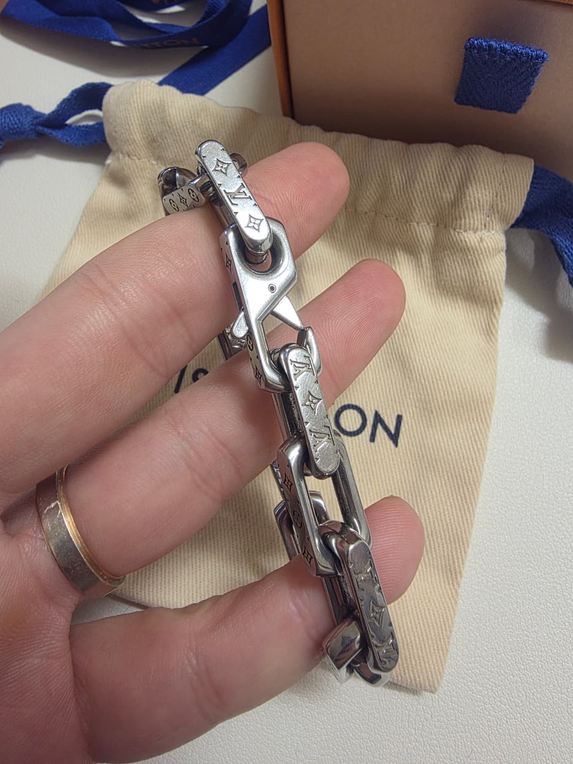 [풀구성] 루이비통 버질아블로 체인 팔찌 M사이즈 상품이미지4