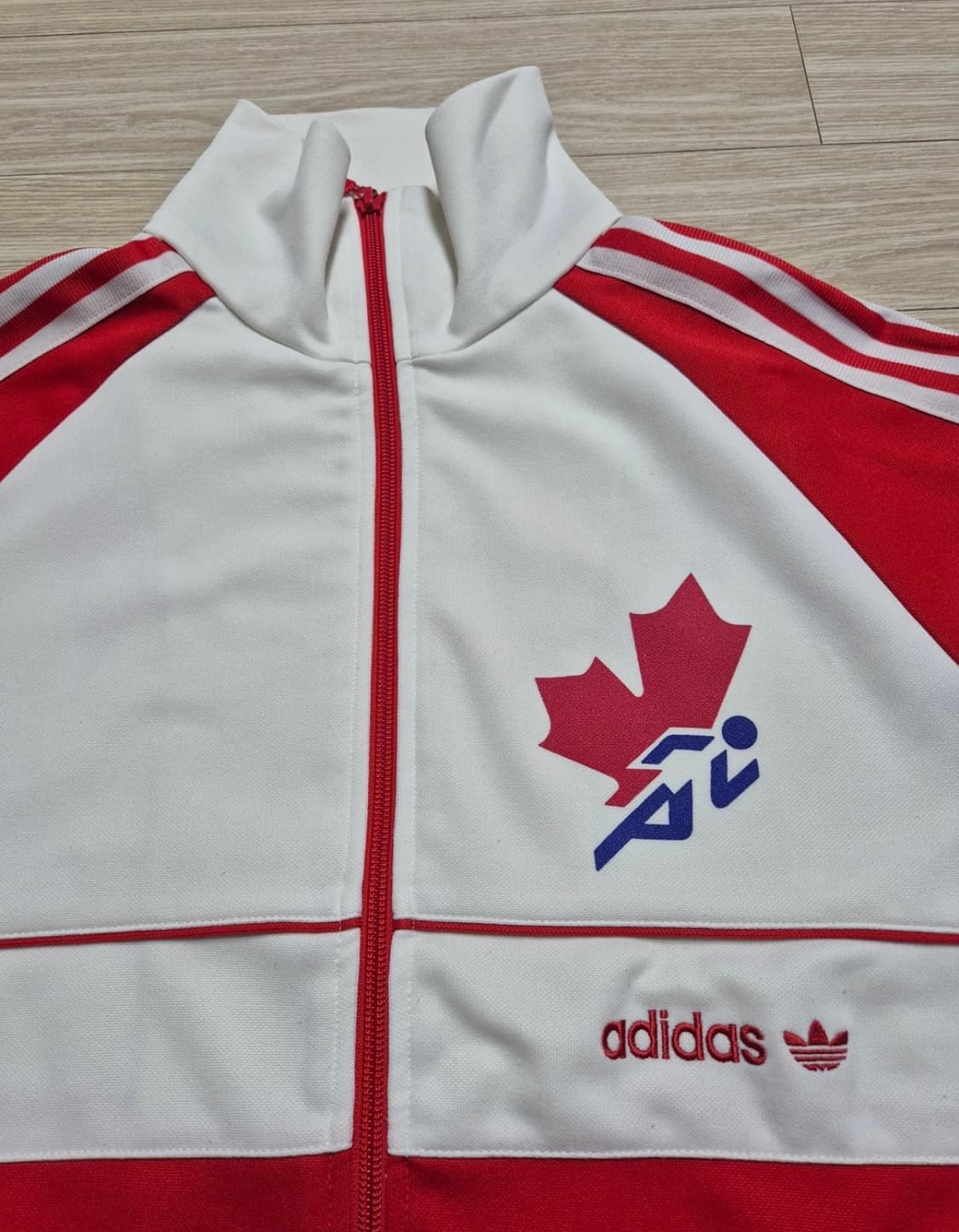 아디다스 캐나다져지 구해요 상품이미지1