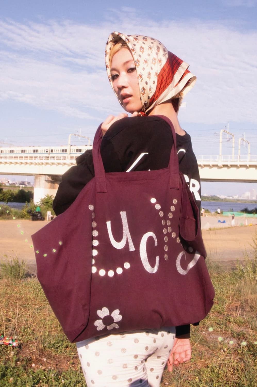 나비버스 러키 토트 백 버건디 상품이미지3