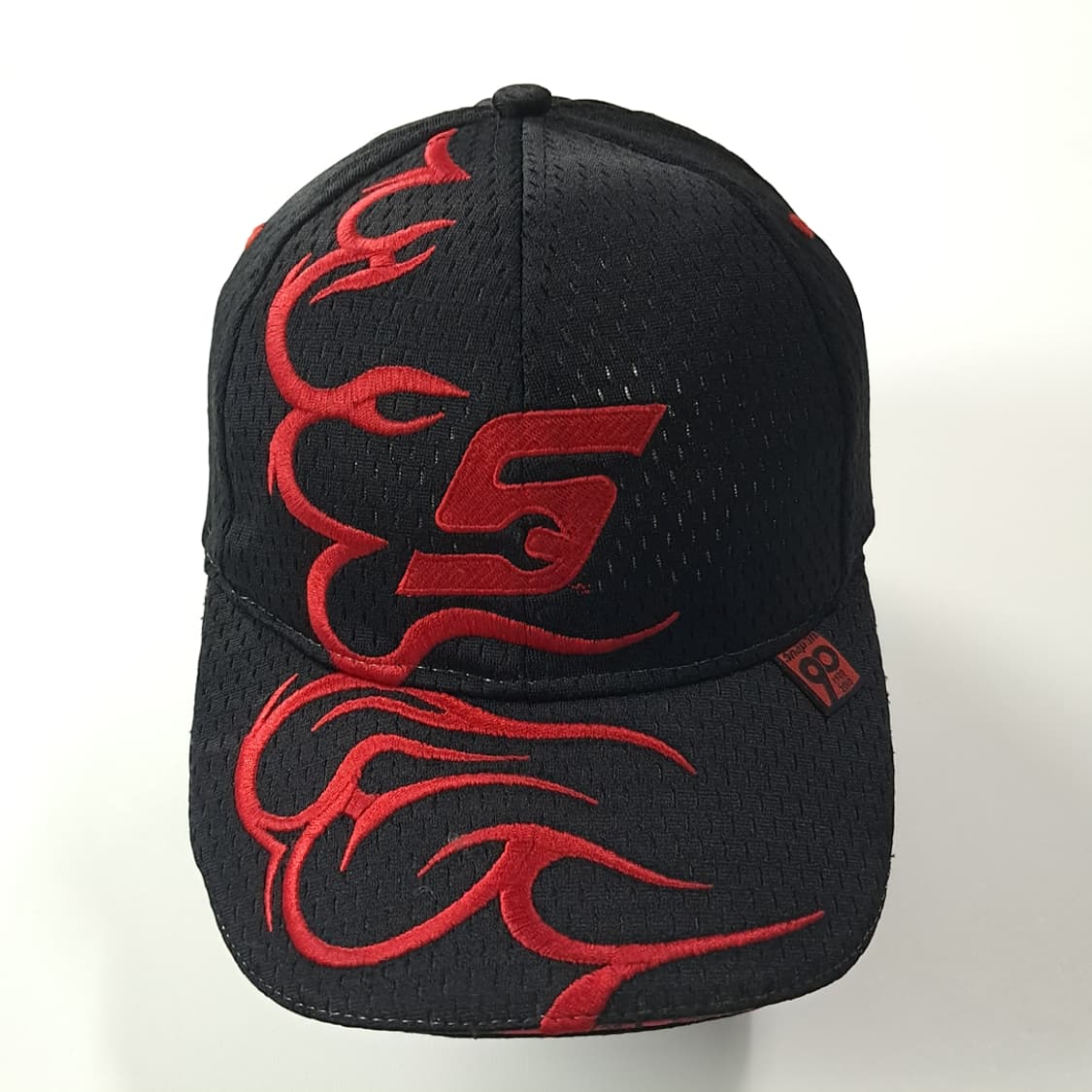 스냅온 90주년 기념 블랙 & 레드 플레임 메쉬 캡 P2115 상품이미지3