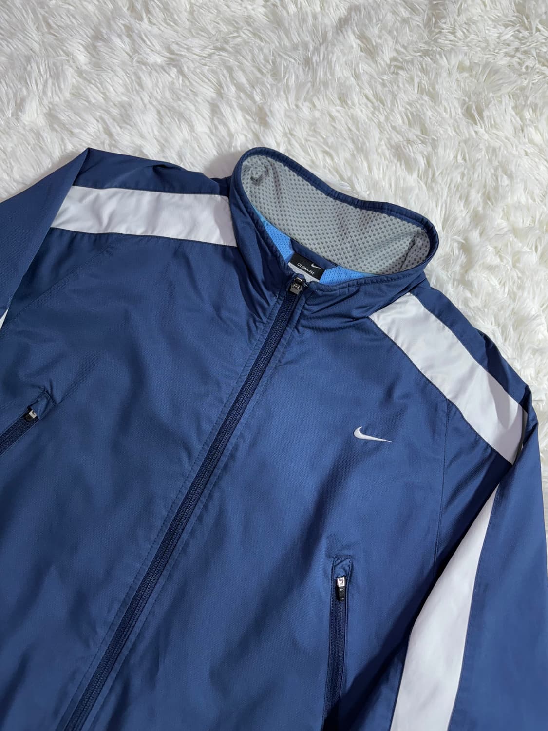 나이키 00‘s 네이비 사이드라인 스우시 바람막이  상품이미지4