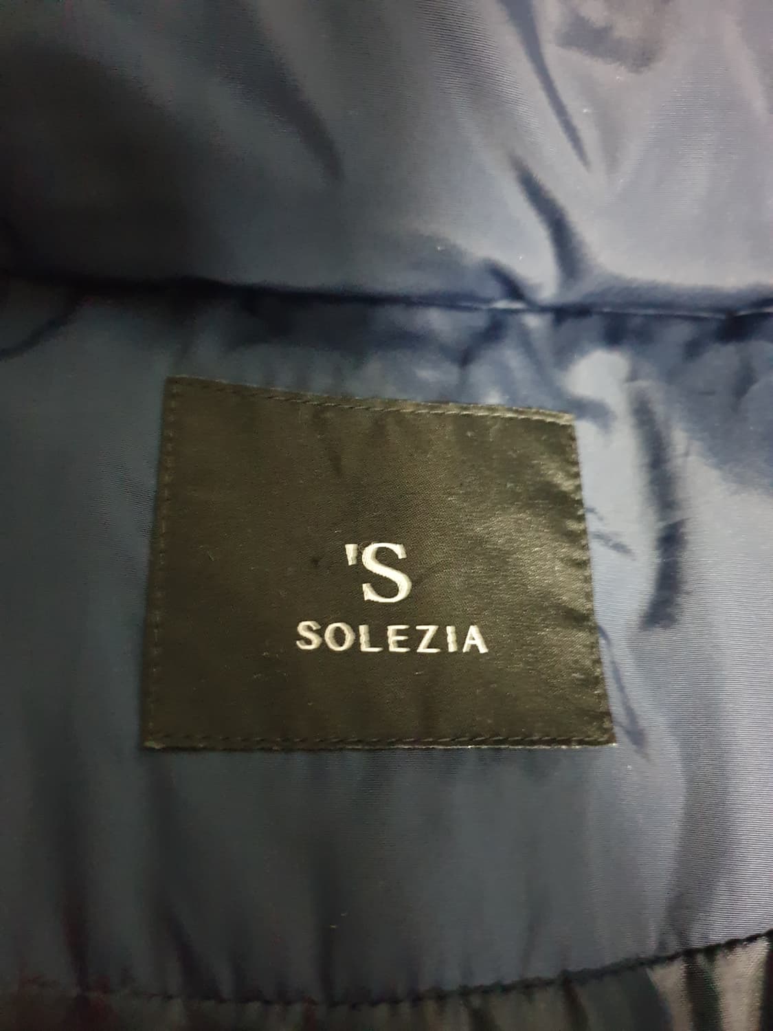 S SOLEZIA 벨티드 라쿤퍼 오리털 롱패딩 네이비 (55~66) 상품이미지4