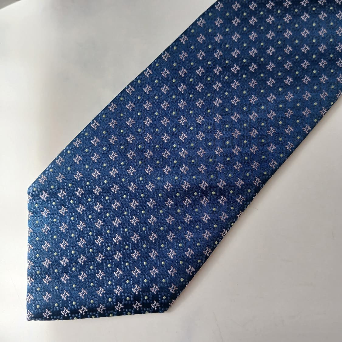 셀린느 실크 네이비 트리오페 패턴 넥타이 8.8cm A+~A등급 E712 상품이미지4