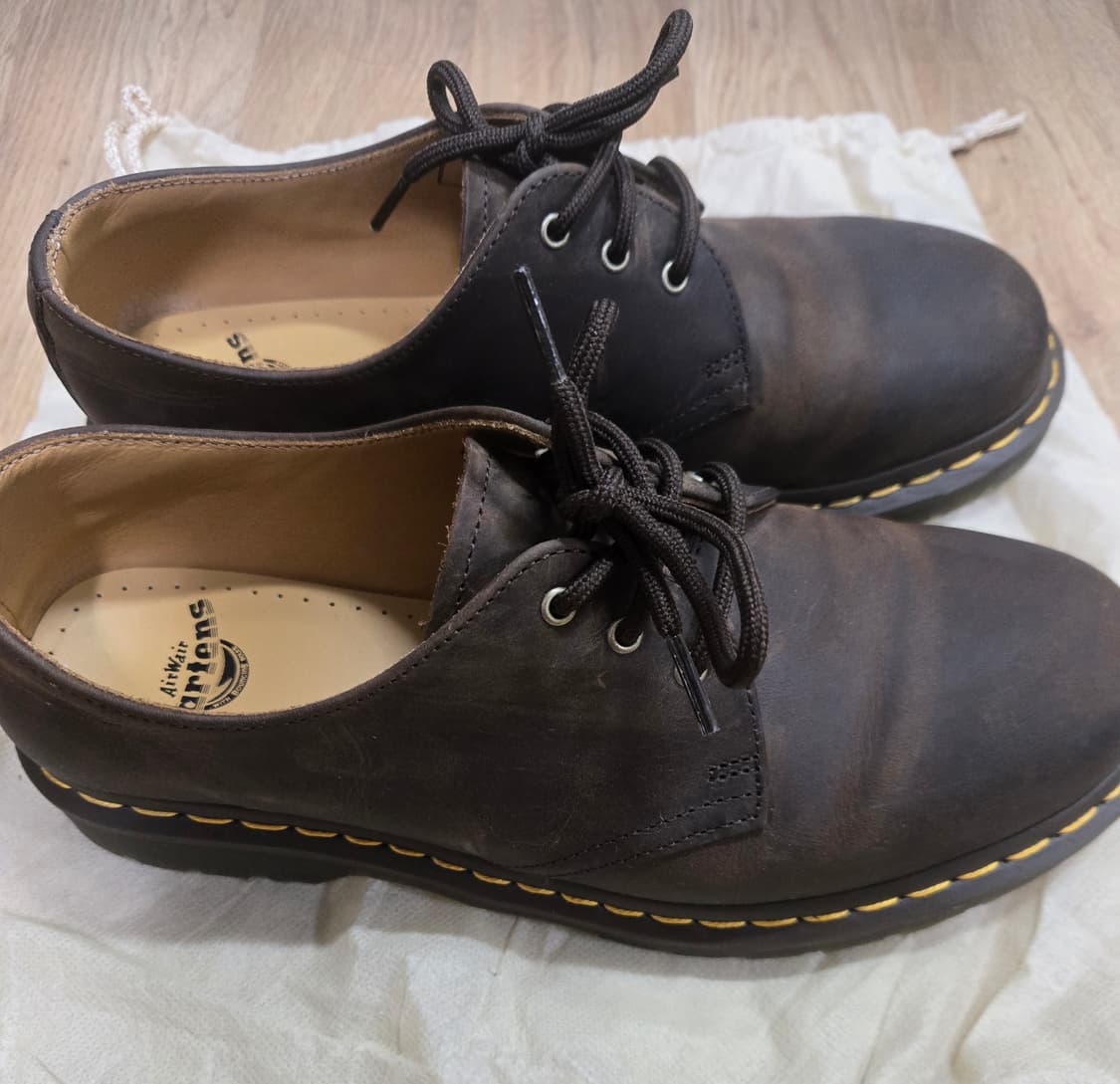 닥터마틴 1461 크레이지호스 270 팝니다. 상품이미지3