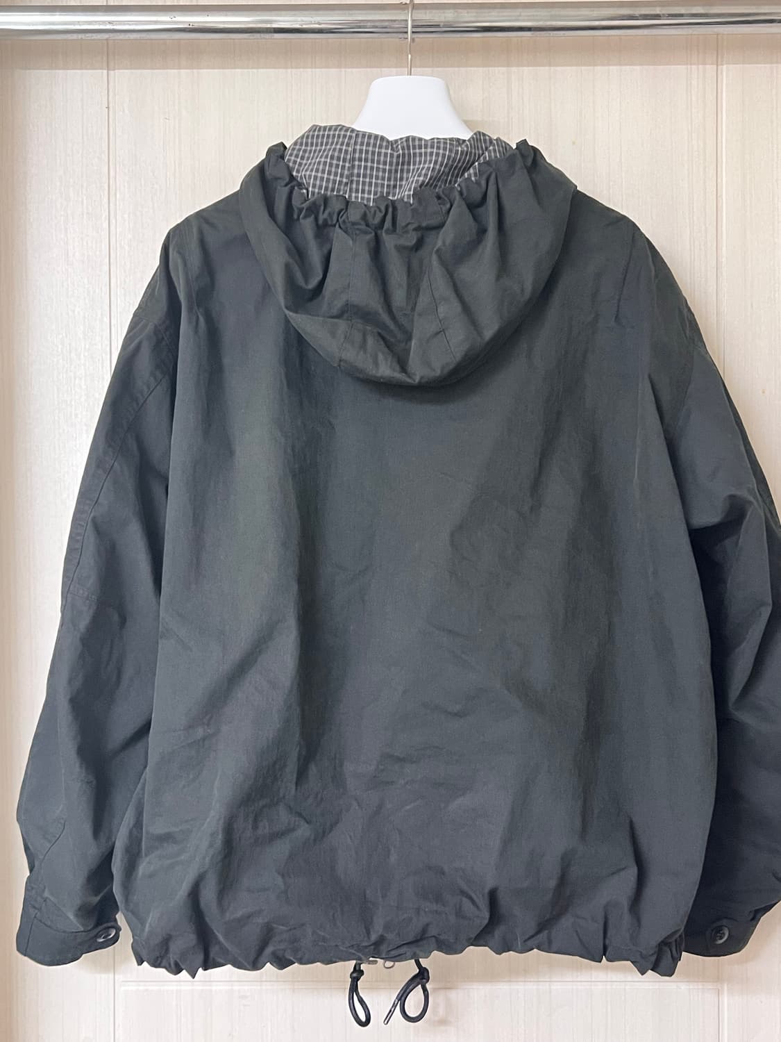 s) 이얼즈어고 25fw 샌드파카 블랙 상품이미지4