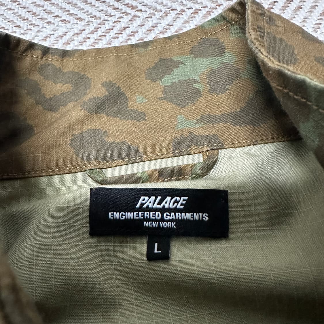 PALACE X ENGINEERED GARMENTS TRACKJACKET 상품이미지3