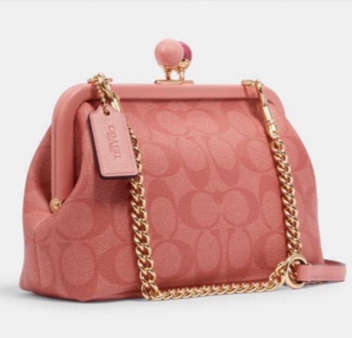 코치 키스락 클러치 크로스백 핑크 상품이미지2
