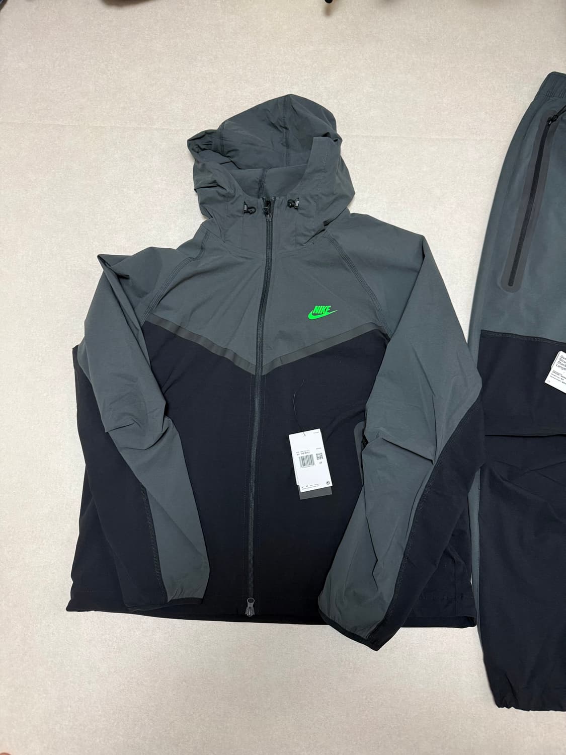 나이키 테크팩 상품이미지2