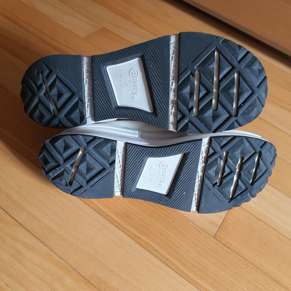 컨버스 척테일러 런스타 레거시 CX 퓨처 컴포트 에그렛 하이탑  A008 상품이미지6