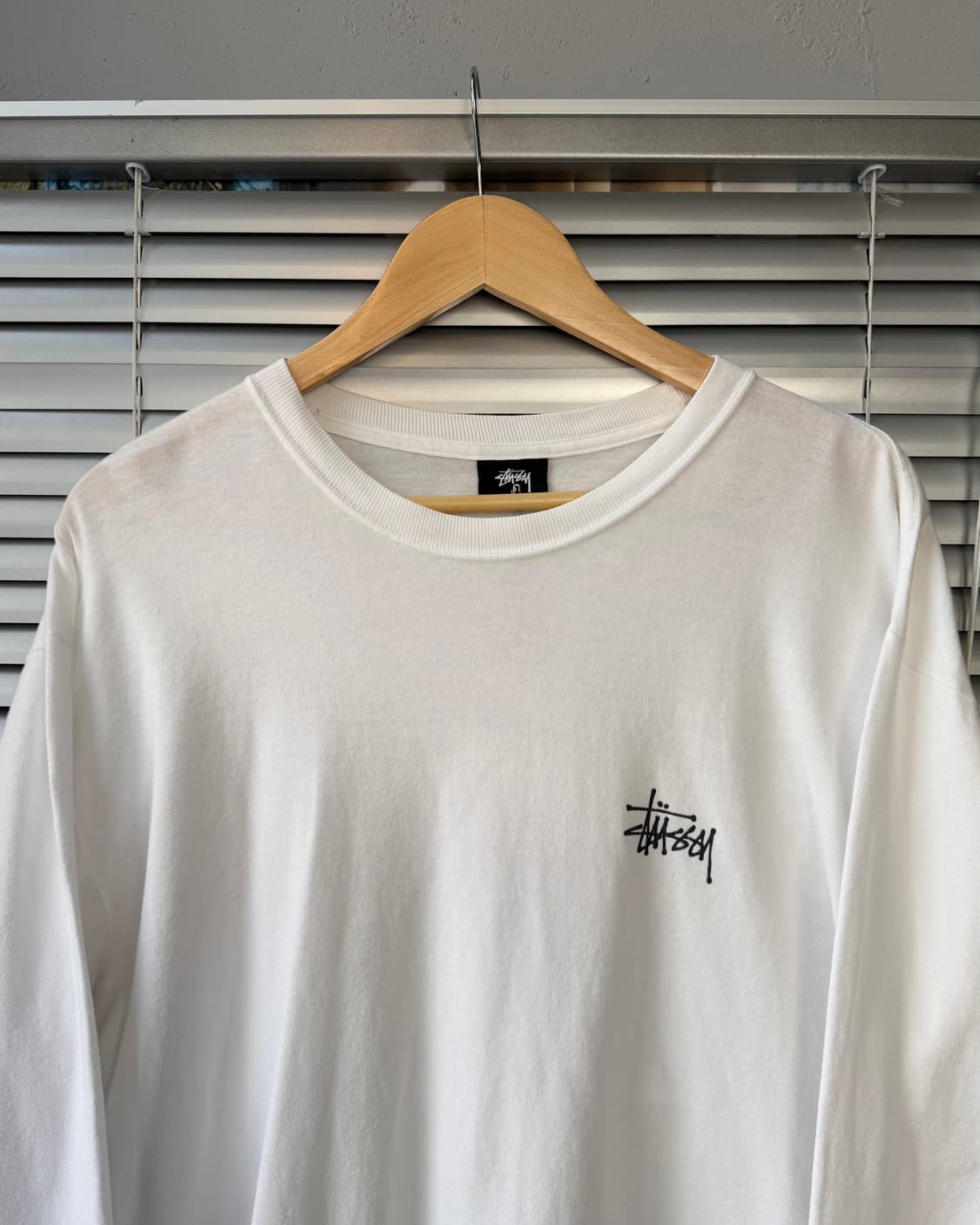 Stussy big stock white long sleeve 상품이미지3