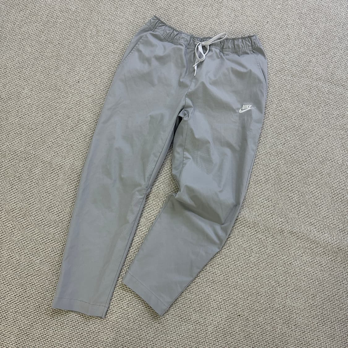 L 나이키 우븐 테이퍼드 레그 팬츠 0414D 상품이미지1