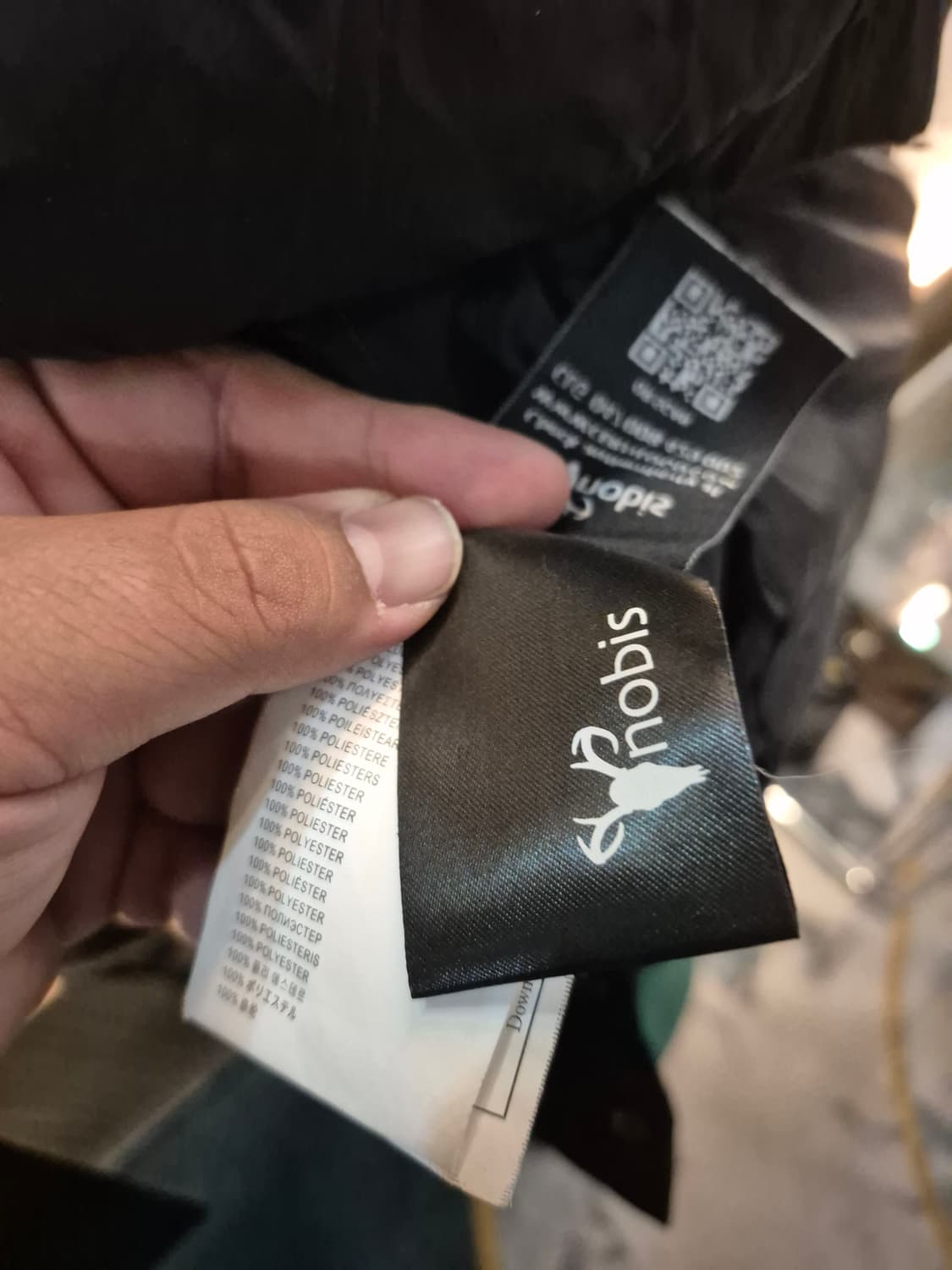 노비스 야테시 블랙 색상 패딩 L 상품이미지6