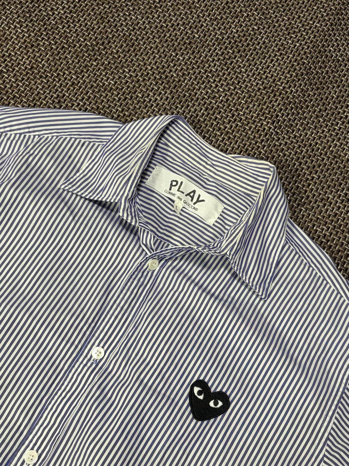 꼼데가르송 블랙하트 스트라이프 셔츠 상품이미지1