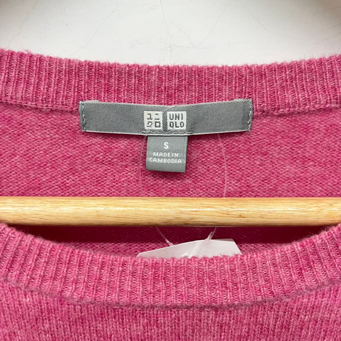 유니클로 캐시미어100% 핑크색 니트 상품이미지3