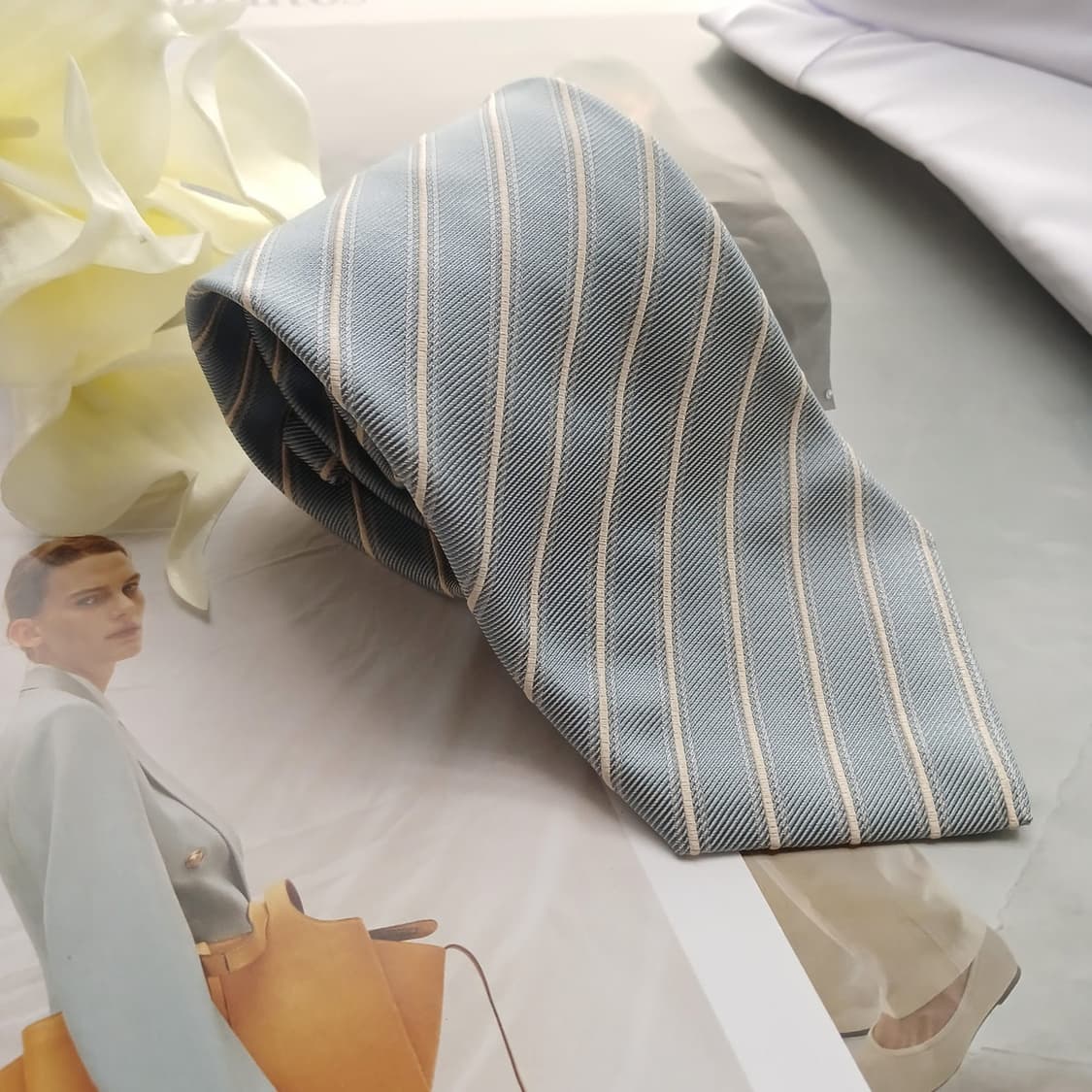 에스 티 듀퐁 실크 스트라이프 넥타이 9.1cm A등급 A18609
 상품이미지2