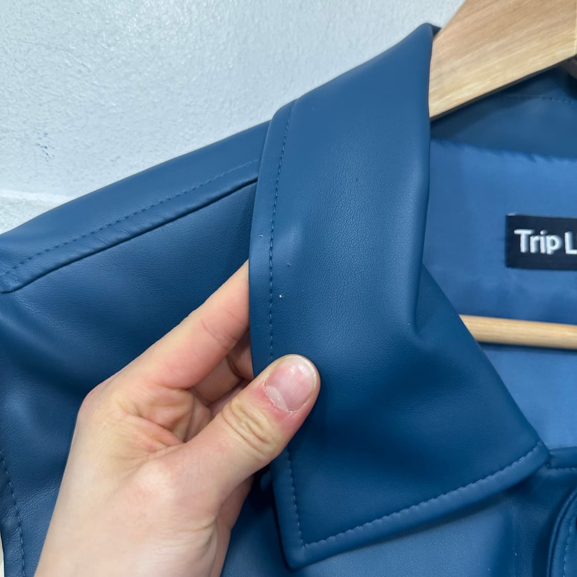 트립르센스 유니섹스 스티치 오버핏 바시티 자켓 상품이미지4