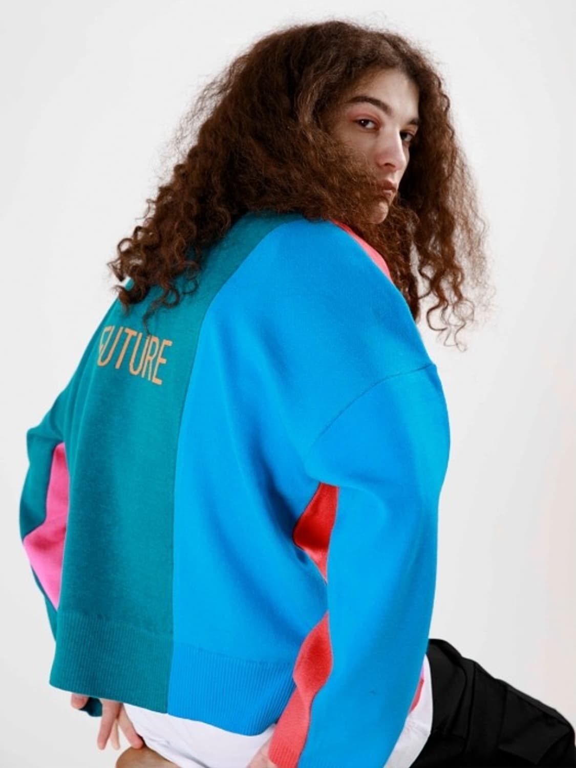 에이치블레이드 니트 판매합니다 상품이미지1