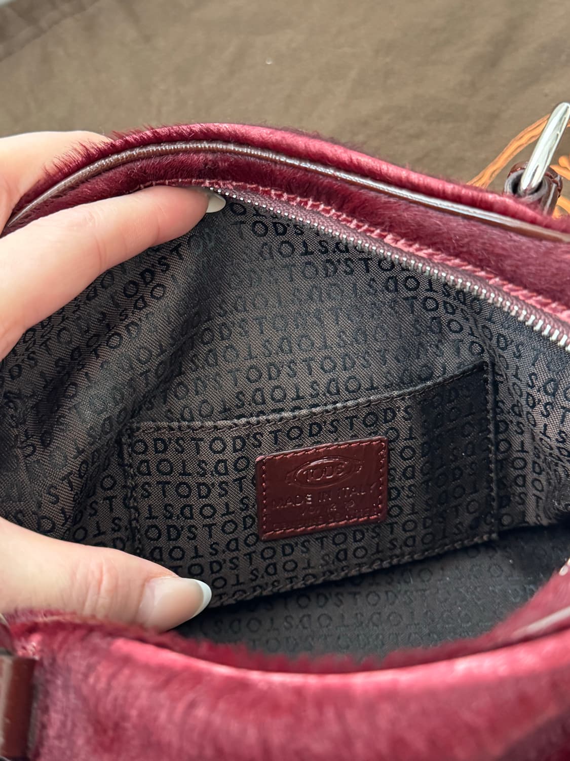 TOD’s 토즈 송치털 토트백 버건디 상품이미지4