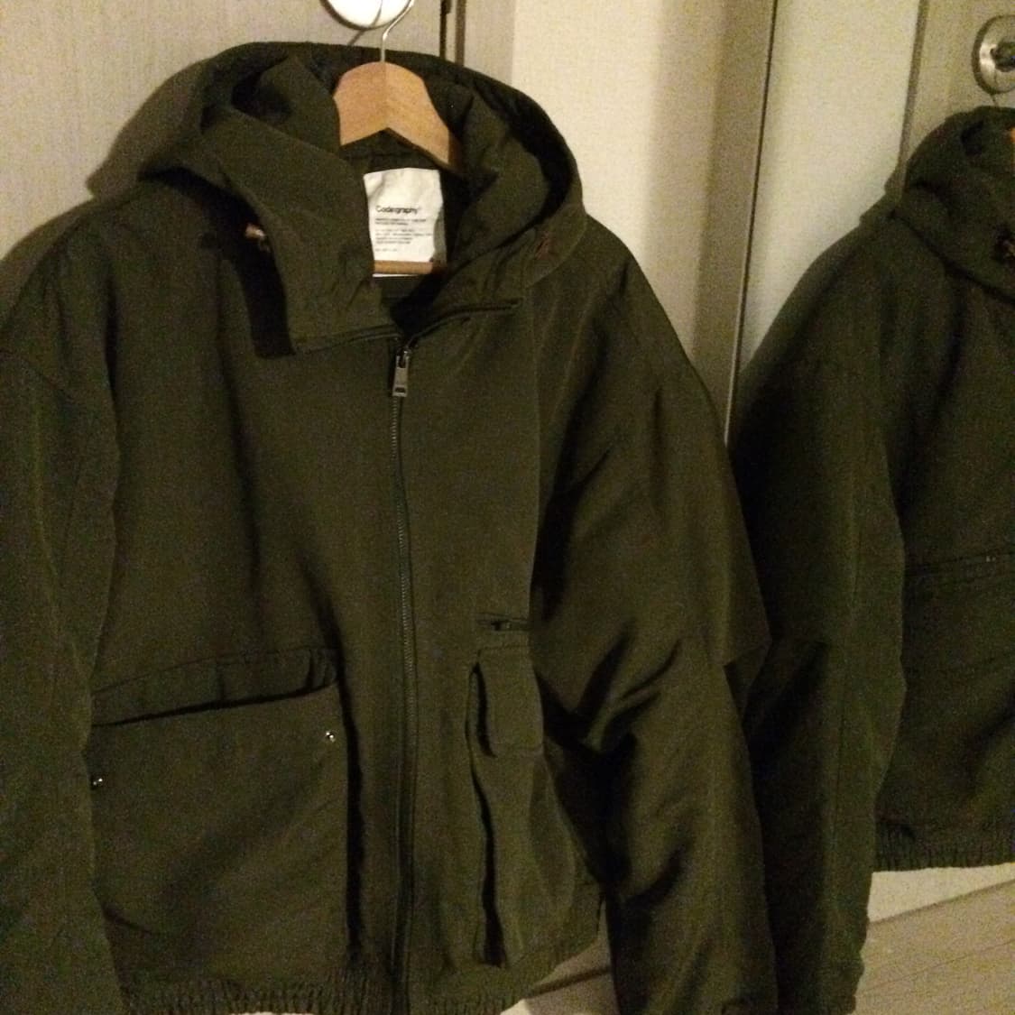 코드그라피 카키 아방 점퍼 상품이미지5