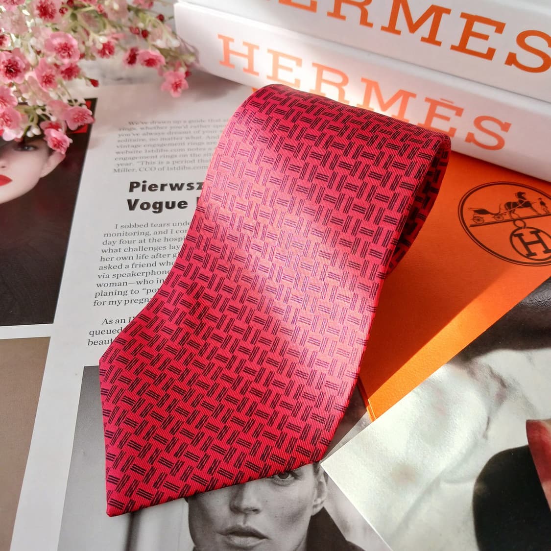 에르메스 실크 레드 H 패턴 넥타이 9.6cm A+~A등급 A19604
 상품이미지3