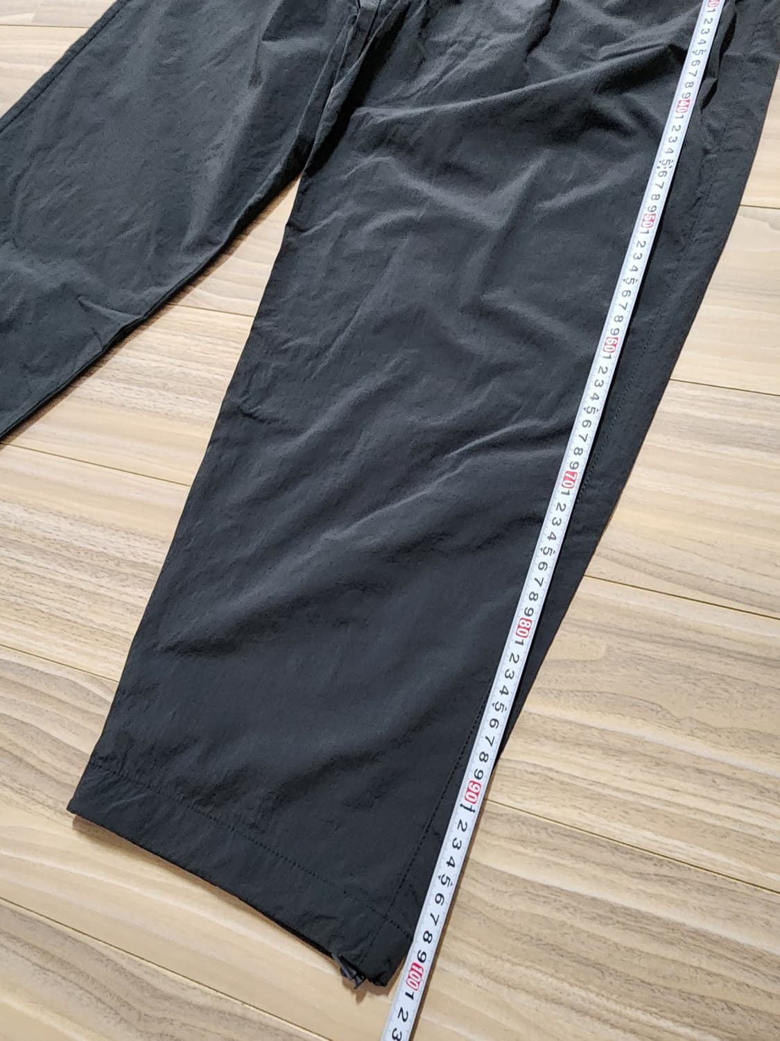 에잇세컨즈밑단스트링벌룬팬츠m사이즈차콜 상품이미지7