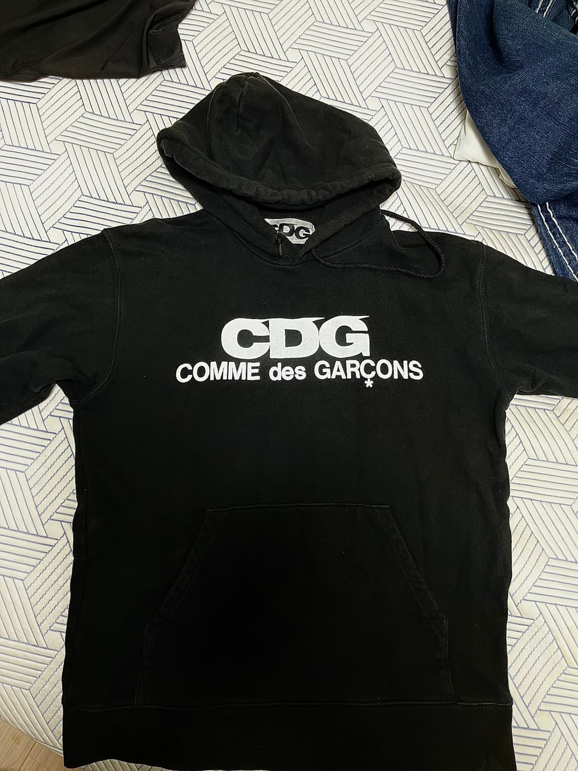 꼼데가르송 CDG 후드티 상품이미지1