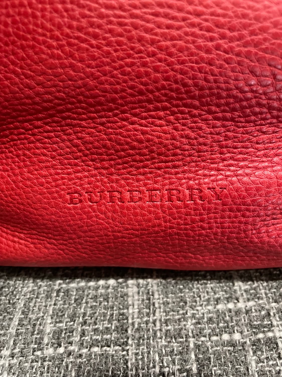 버버리 레드 가죽 버킷백 정품 상품이미지2