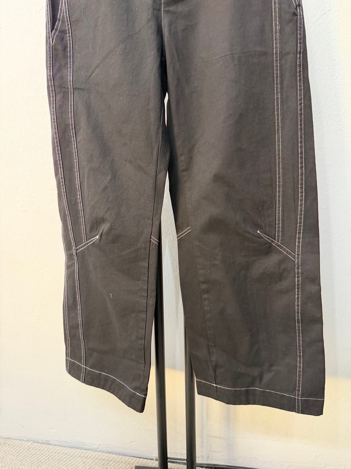 새제품) 노매뉴얼 블랙 스티치 와이드 팬츠 M 상품이미지3