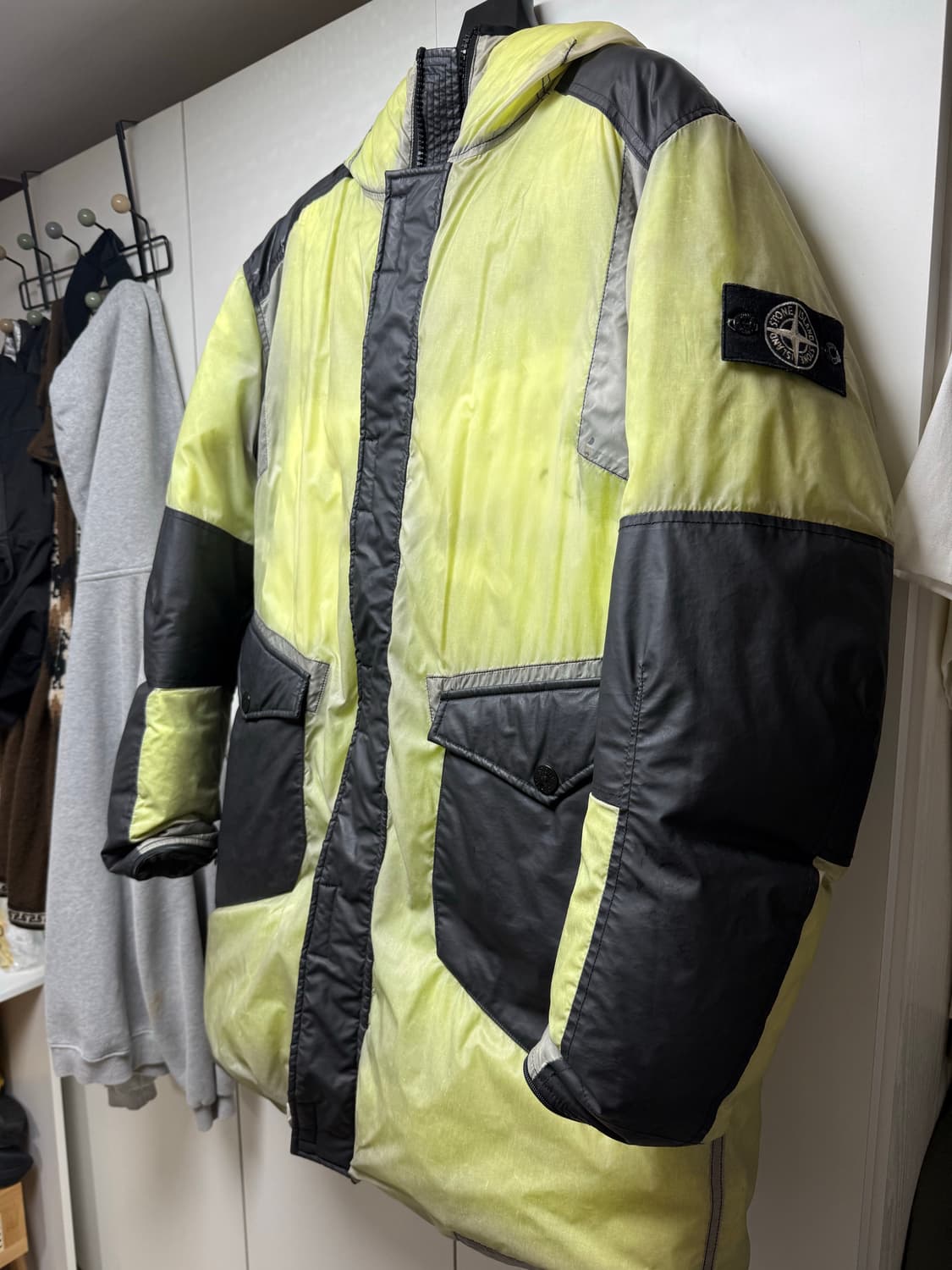 스톤아일랜드 레진 T shell 쉘 아이스자켓 패딩 상품이미지3