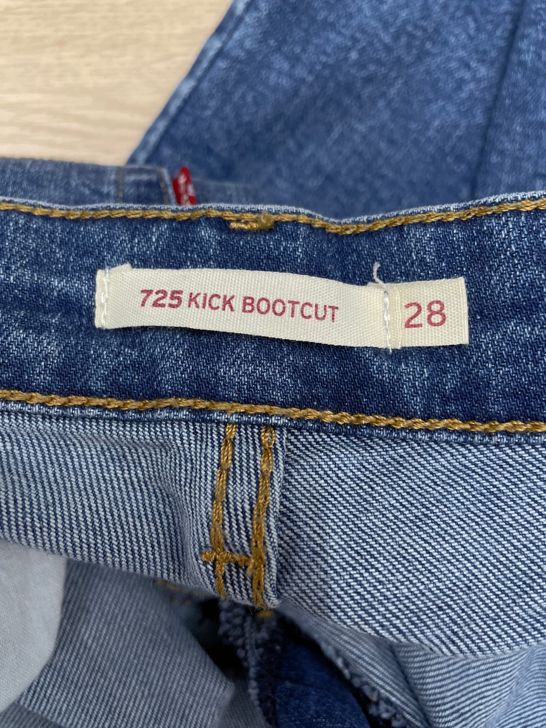 리바이스 725 킥 부트컷 데님 팬츠 중청 상품이미지5
