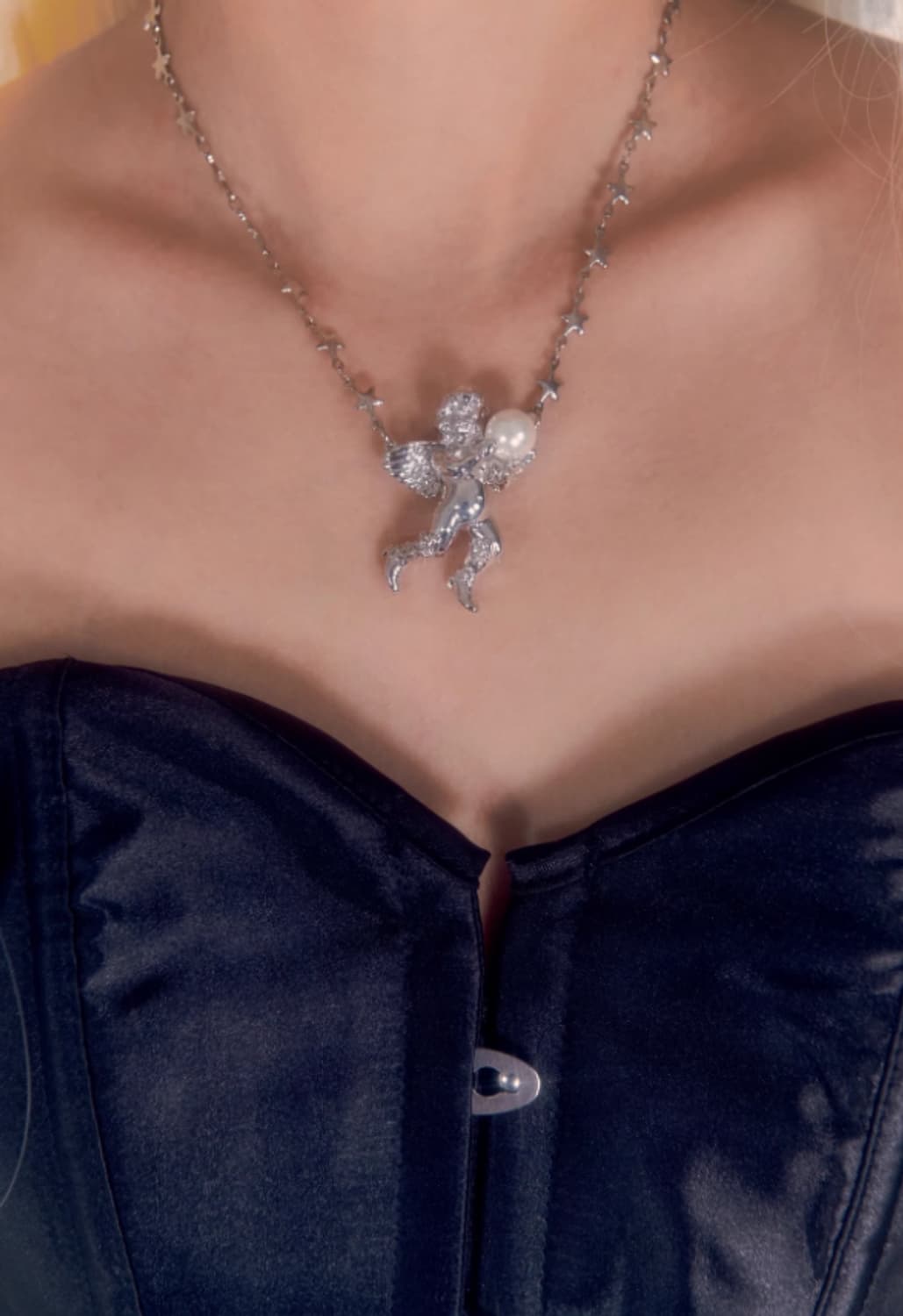 Angel in cowboy boots necklace white 상품이미지3