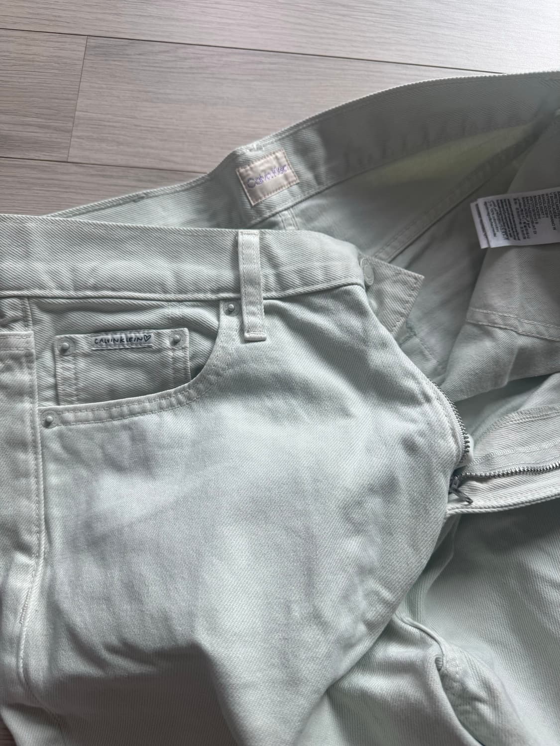 캘빈클라인 x 블랙핑크 제니 콜라보 90s 데님 진 상품이미지3