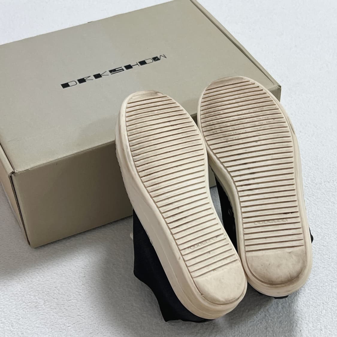 릭오웬스 16SS 다크쉐도우 컨버스 로우 왁스 코팅 상품이미지5