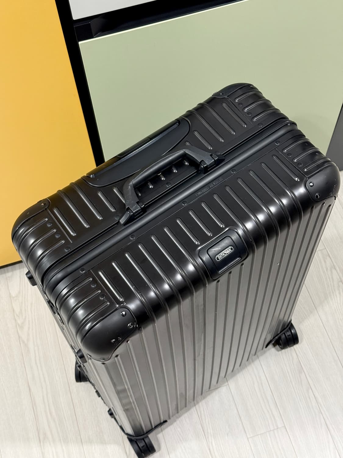 리모와 전자태그 오리지널 블랙 체크인L 상품이미지4