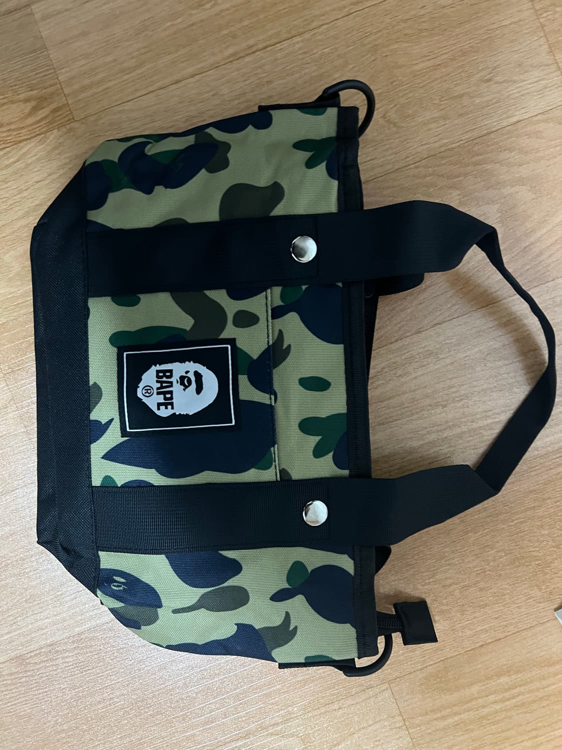 베이프 슈프림 키링 지갑 가방 등 상품이미지2