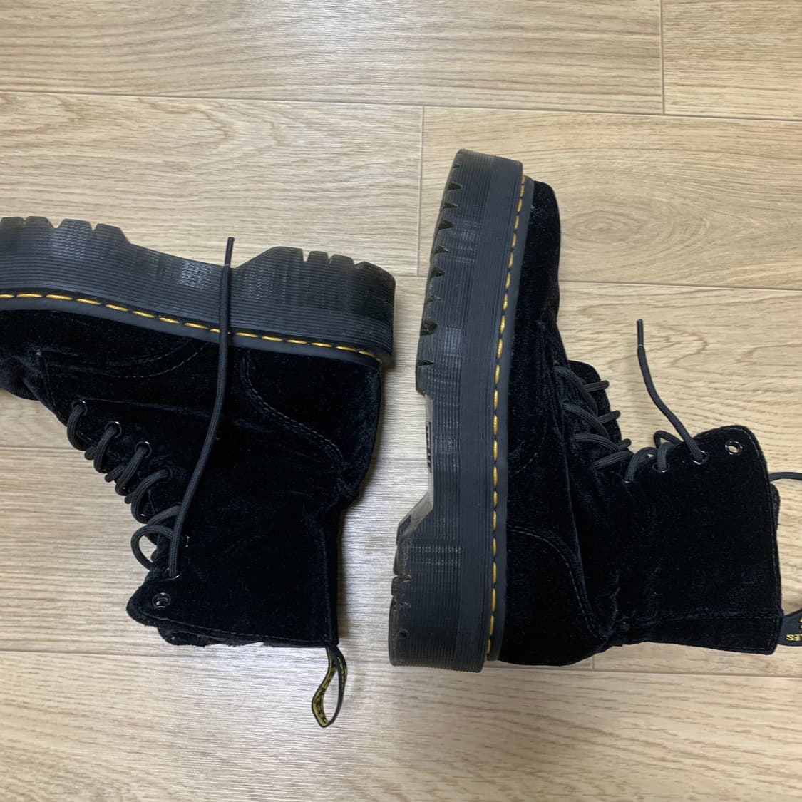 240)닥터마틴 제이든 벨벳 플랫폼 워커 상품이미지5